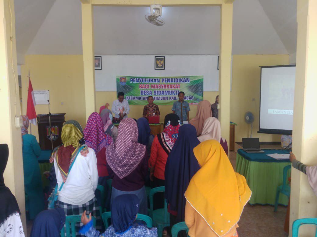 Mengembangkan Program Pendidikan Keagamaan untuk Masyarakat Desa Sikabau